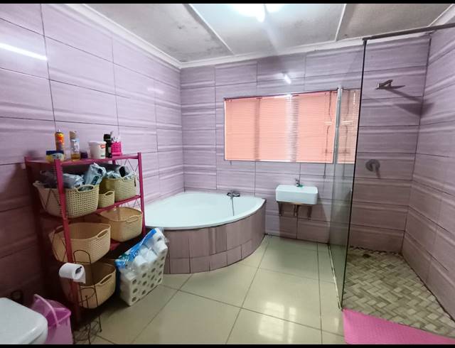 2 BEDROOM HOUSE FOR SALE IN AUSTERVILLE